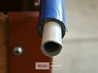 Geisoleerde alpexdarm rood en blauw - afbeelding 2 van  4