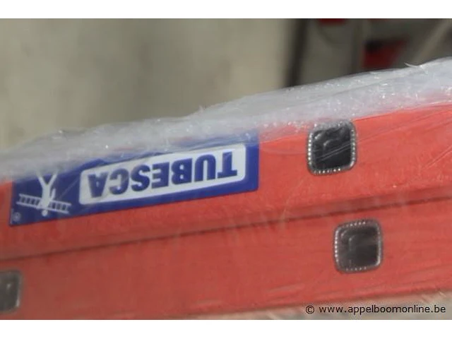 Geïsoleerde ladder 2x12 tubesca - afbeelding 2 van  2