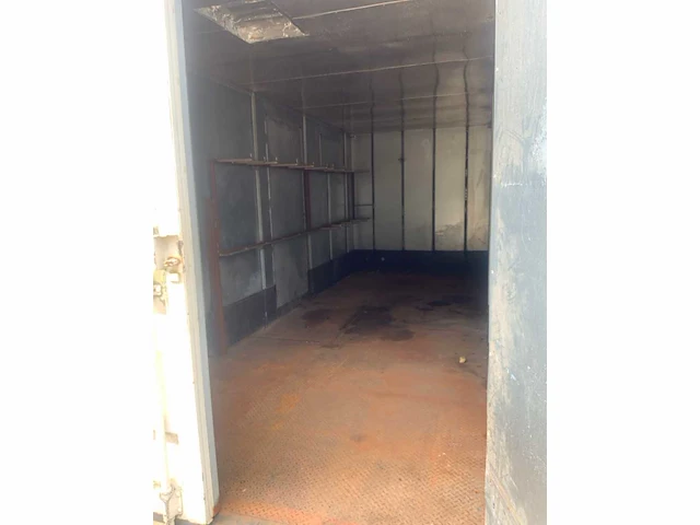 Geïsoleerde opslagzeecontainer - afbeelding 11 van  12
