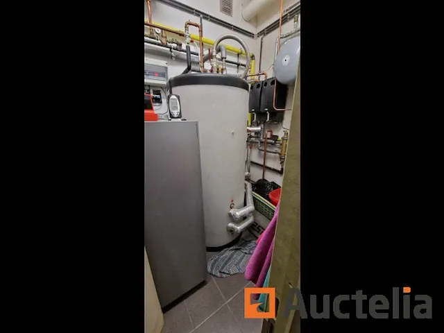 Geïsoleerde verwarmingsketel 600 liter (warm water tank) - afbeelding 1 van  5