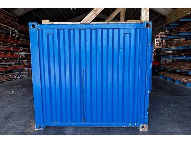 Geïsoleerde werfcontainer - afbeelding 10 van  14
