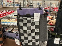 Geitenwollen sjaal. (3x) - afbeelding 1 van  1