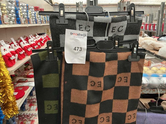 Geitenwollen sjaal. (3x) - afbeelding 1 van  1