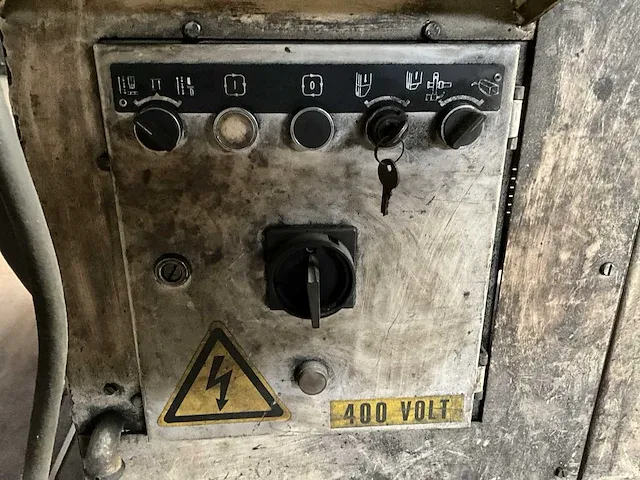 Geka-lvd hydracrop 80/sd pons- knipmachine - afbeelding 15 van  18