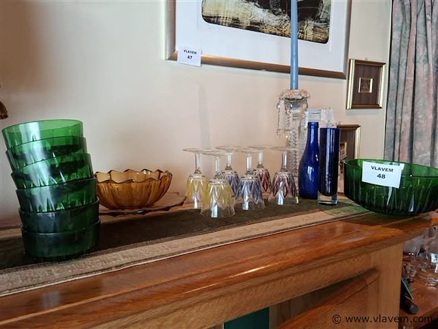 Gekleurd glas - afbeelding 1 van  4