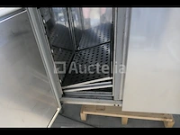 Gekoelde kast + te herstellen saladette - afbeelding 6 van  17