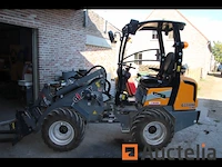 Gelede lader op banden giant g2200 x-tra hd