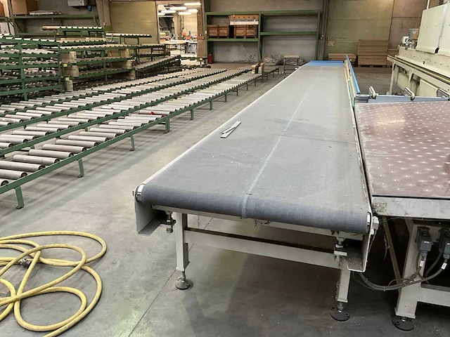 Geltmeyer - retour transportsysteem- houtbewerking - houtbewerkingsmachines - afbeelding 4 van  5