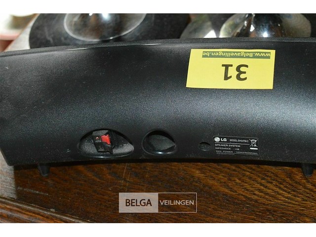 Geluidset lg 2 steunders beschadigd - afbeelding 3 van  3