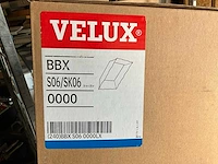 Gemengd lot met velux accessoires - afbeelding 6 van  10