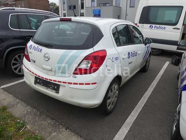 Gemengde auto opel corsa (2014-106.163 km-vin:w0l0sdl68e4250631) - afbeelding 1 van  23