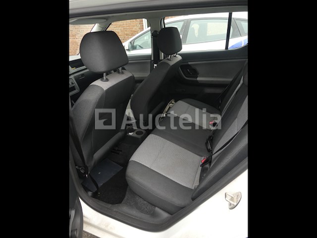Gemengde auto skoda fabia (2011-78.246 km-vin:nfm5fm52t11114n0) - afbeelding 17 van  23