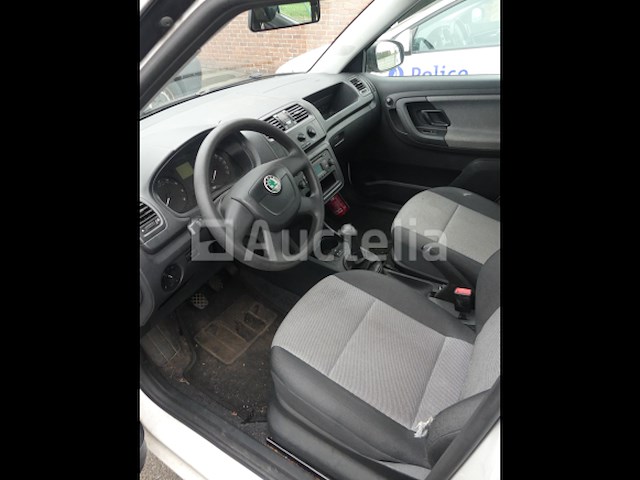 Gemengde auto skoda fabia (2011-78.246 km-vin:nfm5fm52t11114n0) - afbeelding 19 van  23