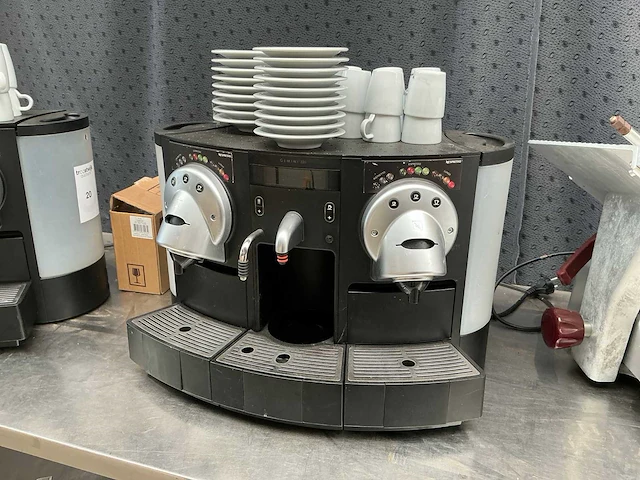 Gemini 220 nespresso 734/cs223 koffiemachine met pads - afbeelding 1 van  8