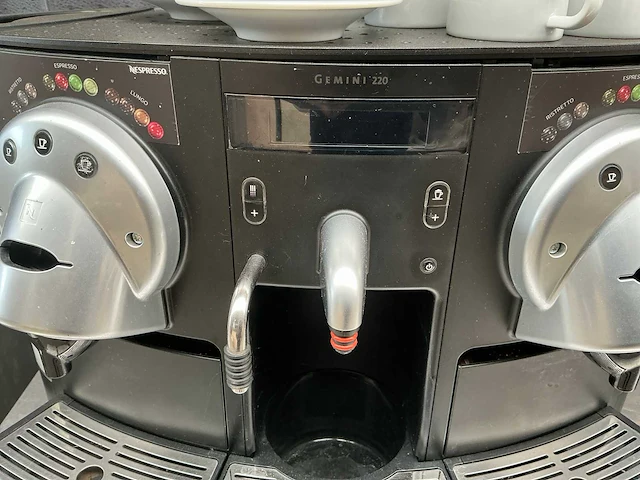 Gemini 220 nespresso 734/cs223 koffiemachine met pads - afbeelding 5 van  8