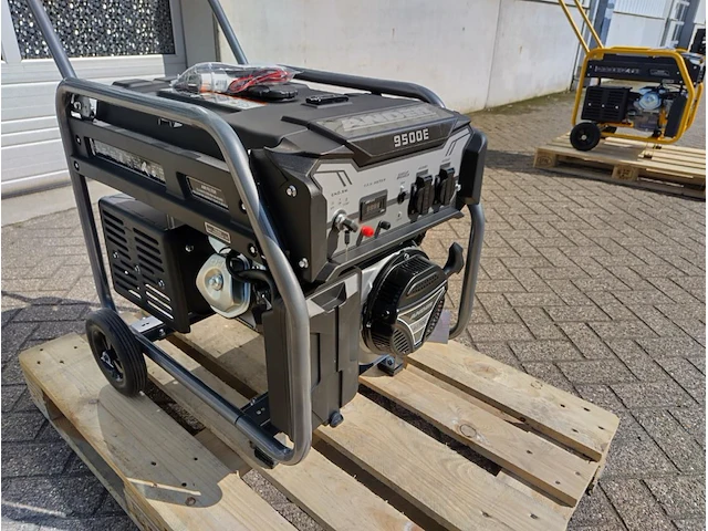 Generator benzine 9500e - afbeelding 1 van  8