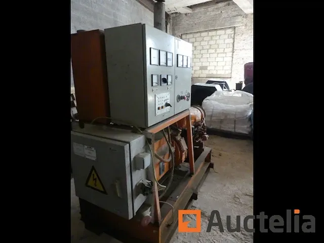 Generator diesel op raamkozijnen 28 kva - afbeelding 2 van  11