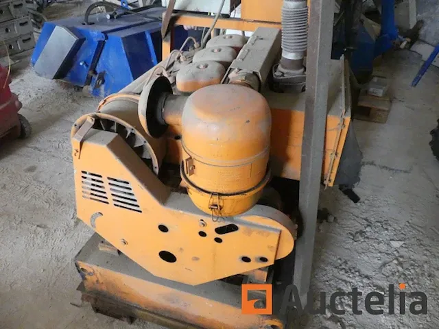 Generator diesel op raamkozijnen 28 kva - afbeelding 5 van  11