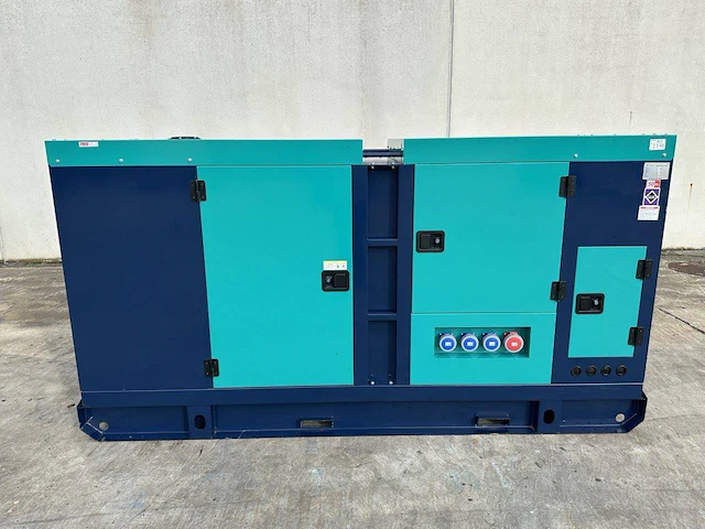 Generator e-max em200 diesel 200kva 2024 nieuw - afbeelding 1 van  1