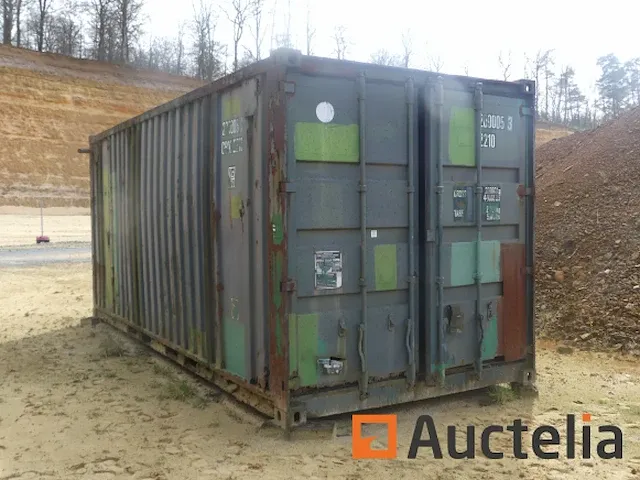 Generator en container - afbeelding 1 van  16