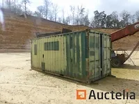 Generator en container - afbeelding 1 van  15