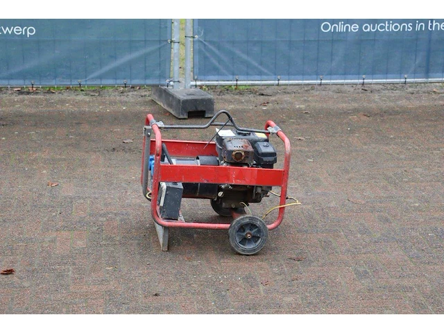 Generator expert 3010 x benzine 2016 (marge) - afbeelding 1 van  1