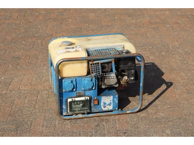 Generator geko 3001 e-aa/hhra benzine - afbeelding 1 van  1
