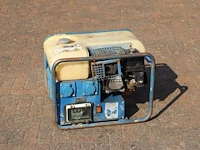 Generator geko 3001 e-aa/hhra benzine - afbeelding 1 van  1