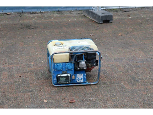 Generator geko 3001 e benzine (marge) - afbeelding 1 van  1