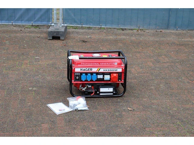 Generator hager hk8000w benzine 2kva nieuw (marge) - afbeelding 1 van  1