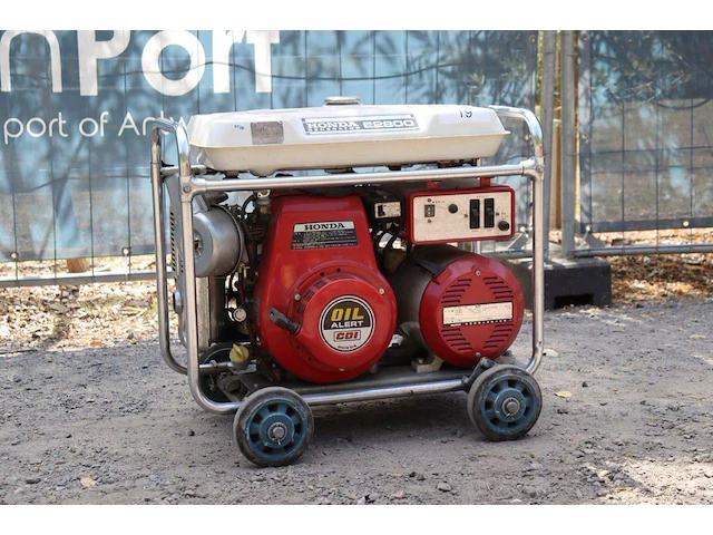 Generator honda e2800 diesel 2kva - afbeelding 1 van  1
