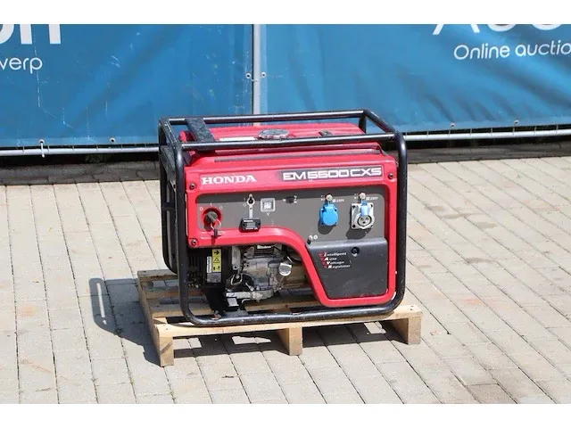 Generator honda em5500cxc benzine 7.5pk 2020 - afbeelding 1 van  1