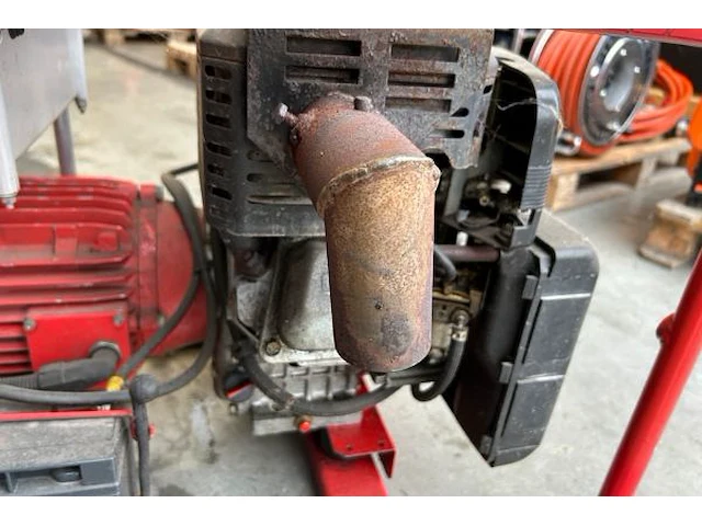 Generator knusz - afbeelding 6 van  8