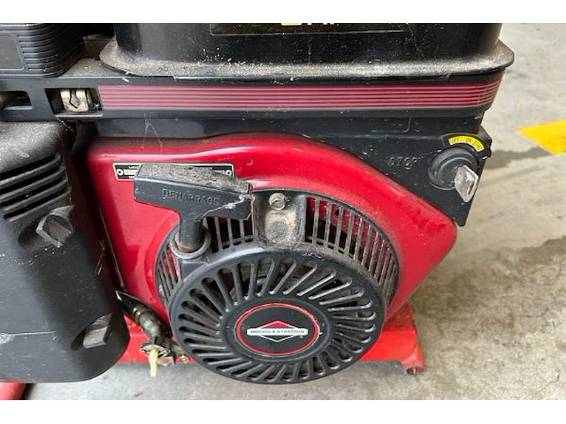 Generator knusz - afbeelding 7 van  8