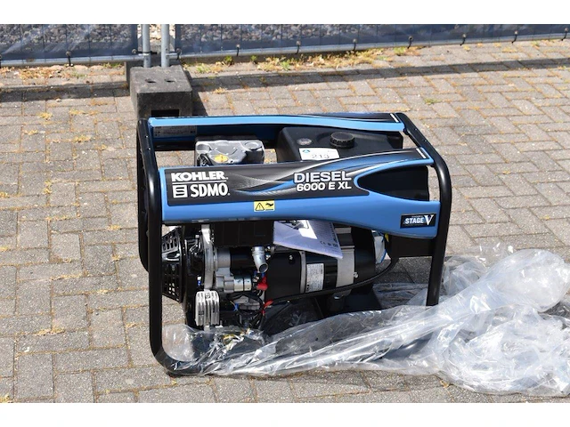 Generator kohler sdmo 6000 e xl diesel nieuw 4.9kw - afbeelding 1 van  1