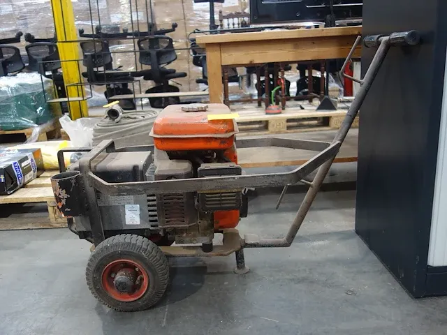Generator kubota - afbeelding 1 van  5
