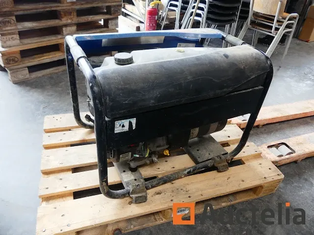 Generator op wielen sdmo perform 6500 xl - afbeelding 3 van  10