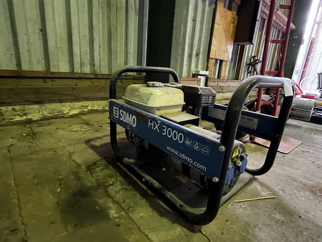 Generator sdmo 3000 - afbeelding 2 van  6