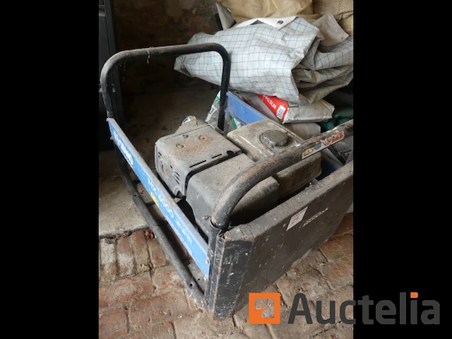 Generator sdmo hx6000 - afbeelding 5 van  8