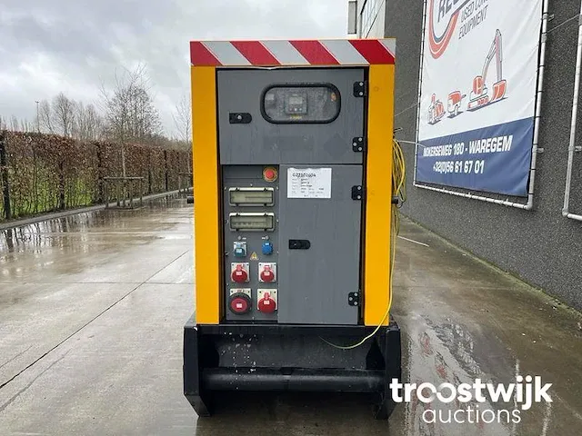 Generator sdmo r 165 c3 - afbeelding 6 van  23