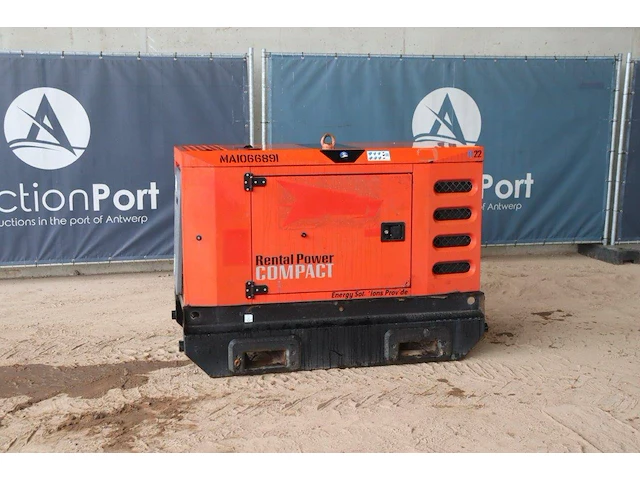 Generator sdmo r22c3 diesel 2015 22kva - afbeelding 1 van  1