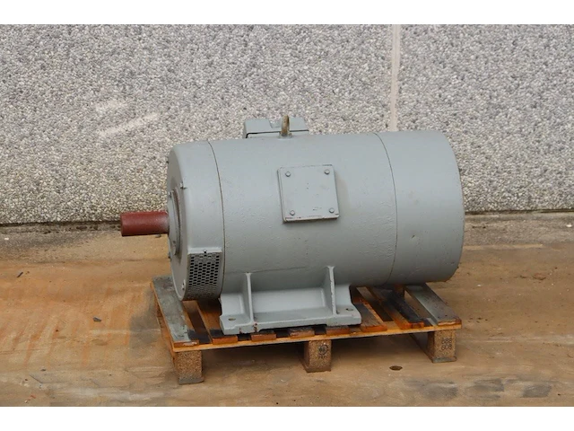 Generator vem 3sbe255-4 v10 diesel 75kva nieuw - afbeelding 1 van  1