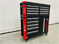 Generatoren, grondverzetmachines, snoeigereedschap en gereedschap