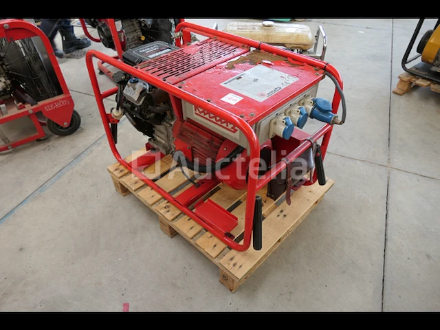 Generatorset 6 esv benzinemotor - afbeelding 1 van  13