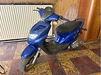 Generic - b05 - light mopeds & light motorised scooters - afbeelding 1 van  7