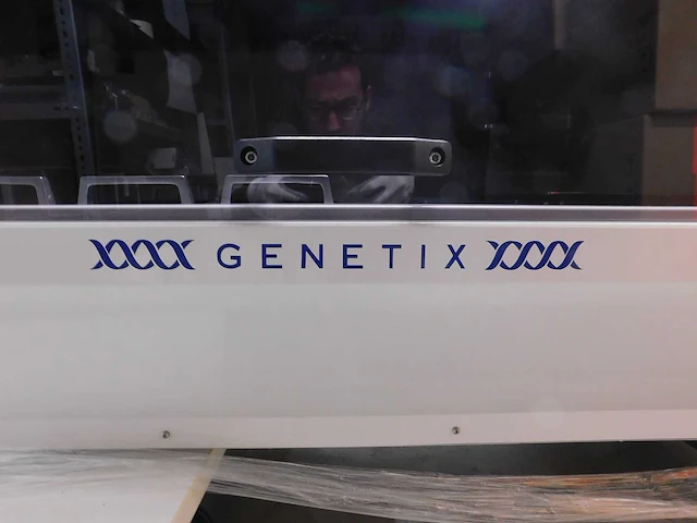 Genetix - qpix - genetix qpix kolonie picker_1 - afbeelding 7 van  8