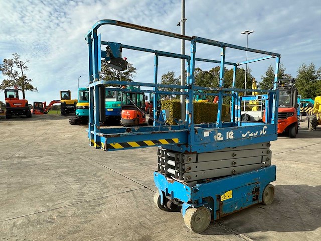 Genie - 2015 - gs1930 - schaarlift - afbeelding 3 van  17