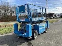 Genie - gs 3268 rt - schaarhoogwerker - 2013 - afbeelding 13 van  18