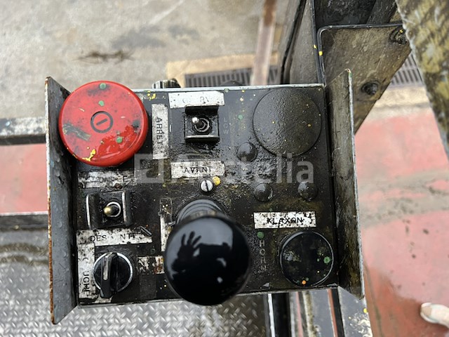 Genie hoogwerker - afbeelding 7 van  8