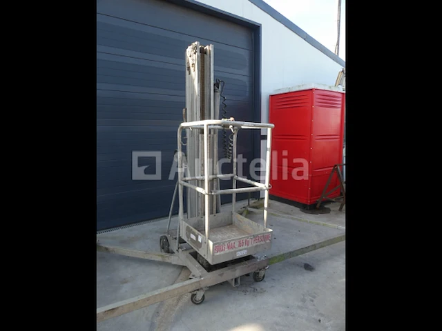 Genie plc 30p hoogwerker - afbeelding 1 van  12